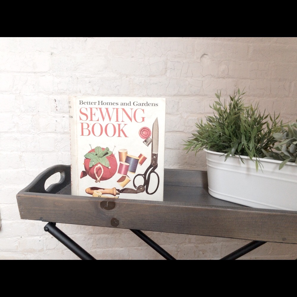 1970 Vintage Better Homes and Garden Sewing Book